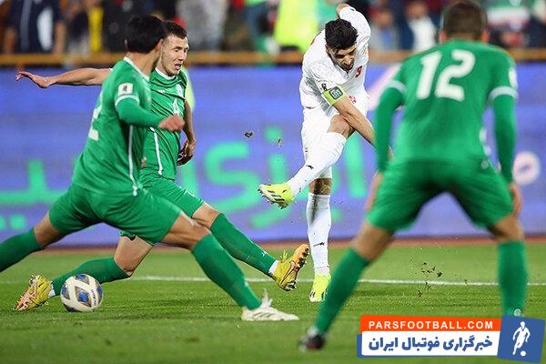 محسن گروسی : امیر قلعه نویی ترکیب تیم ملی راتغییر دهد