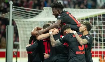 لورکوزن ؛ 9 برد فاصله تا ثبت قهرمانی بدون شکست بایرلورکوزن در بوندس لیگا