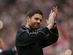 رافا بنیتس، مربی افسانهای لیورپول : به شبکه های احتماعی توجه نکن