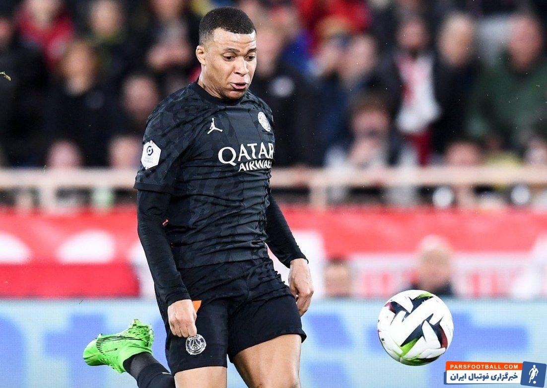 رفتارهای عجیب امباپه پس از تعویض برابر موناکو بین دو نیمه