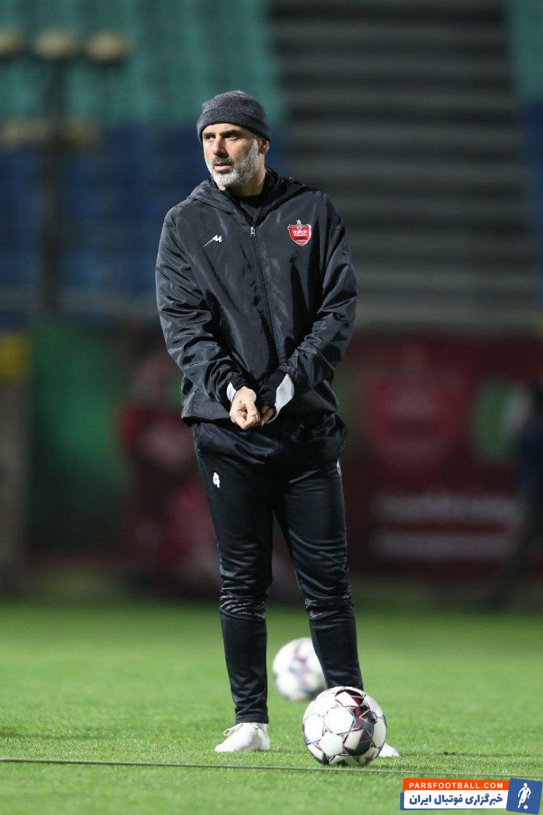 حسینی ؛ سیدجلال حسینی با شماره چهار در تمرین پرسپولیس