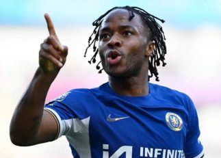 استرلینگ ؛ مائوریسیو پوچتینو، سرمربی چلسی : هواداران نباید استرلینگ را هو کنند