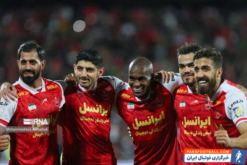 آدم از این پرسپولیس لذت می‌برد/ یک بازی را ببریم قهرمانیم/ رقبا قطعاً امتیاز از دست می‌دهند