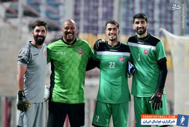 آدم از این پرسپولیس لذت می‌برد/ یک بازی را ببریم قهرمانیم/ رقبا قطعاً امتیاز از دست می‌دهند