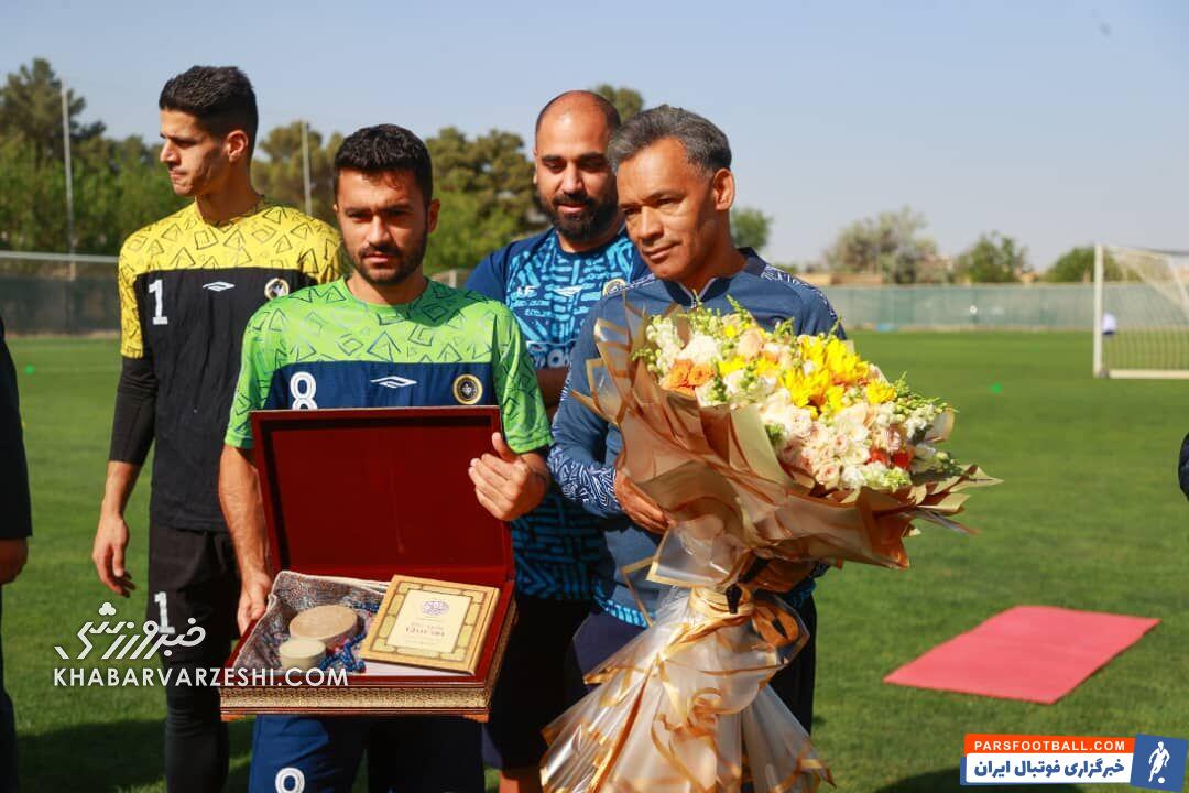 عکس| واکنش بازیکنان سپاهان به مسلمان شدن مورایس