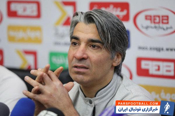 تیم ملی ؛ هدیه تابلو ورنی مغان وحید شمسایی به میگل رودریگو سرمربی تایلند