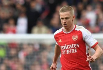 آرسنال ؛ دیوید سیمن: زینچنکو توپ را در موقعیتهای بسیار مهمی لو میدهد