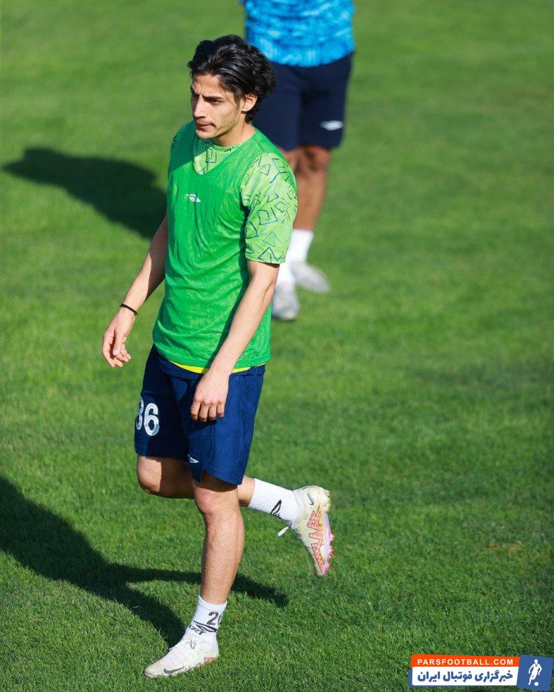 سپاهان ؛ محمدجواد حسیننژاد آماده جدال سپاهان برابر پرسپولیس در ورزشگاه آزادی