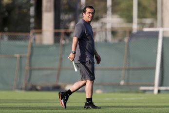 لیگ آزادگان ؛ خداداد عزیزی مدیر فنی تیم خوشهطلایی شد