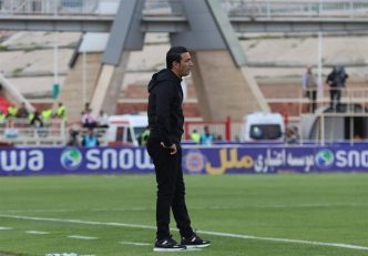 جواد نکونام : بازی سخت و محکمی مقابل تراکتور داشتیم