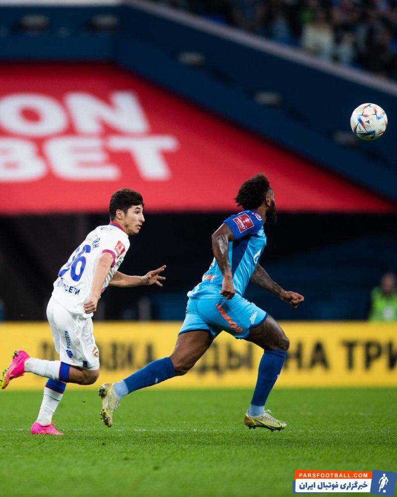 عکس| پدیده فوتبال ایران راه سردار را در پیش گرفت/ مثل آزمون در نزدیکی جام روسیه