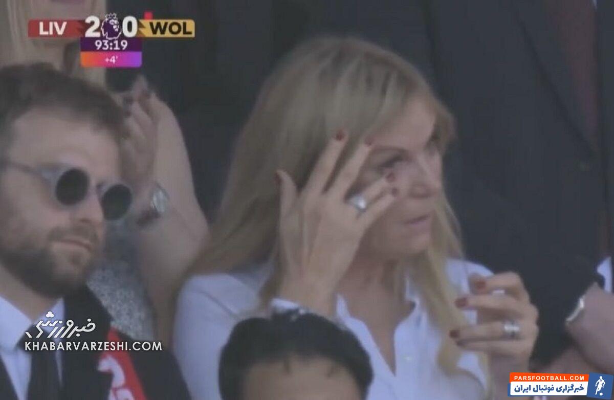 اشک‌های سه نفر در خداحافظی کلوپ از لیورپول/ کلوپ: گریه می‌کنم چون دلم برای این مردم تنگ می‌شود +تصاویر