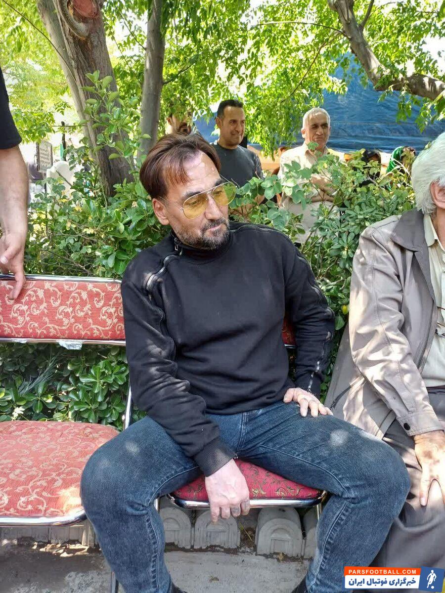 علی اکبریان: ناصر حجازی به من گفت تو زیرآب خودت را زدی!/ در زندان عکس اسطوره استقلال مقابل تخت من بود