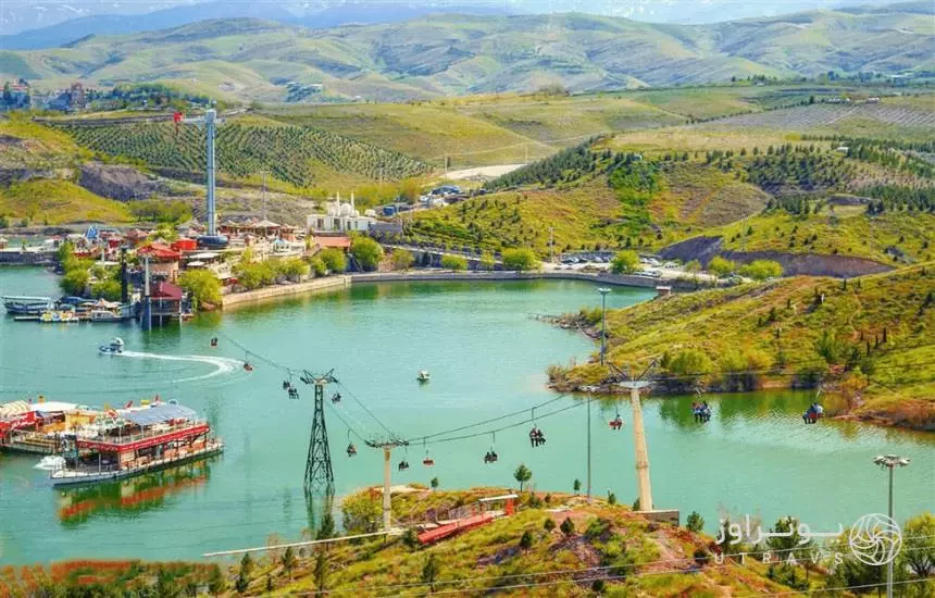 تور هوایی مشهد از اصفهان لحظه آخری