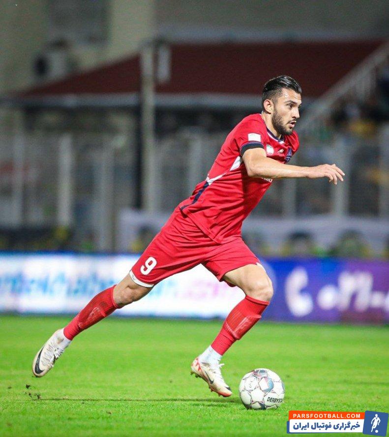 نساجی ؛ بیش از ۱۰ کیلومتر دوندگی از سوی محمدرضا آزادی بازیکن نساجی برابر استقلال