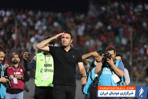 محمد مؤمنی : جواد نکونام شانه خالی نکند