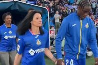 ختافه ؛ ورود بازیکنان ختافه به همراه مادر هایشان به زمین به مناسبت روز مادر در اسپانیا