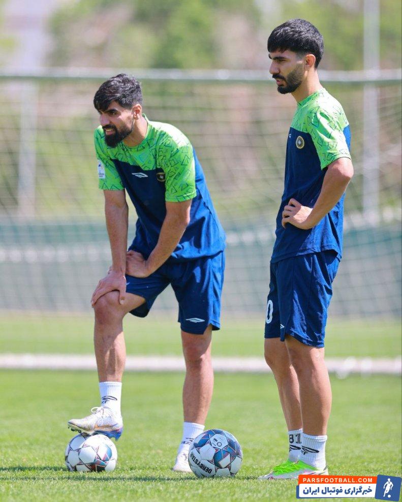 سپاهان ؛ تمرین بازیکنان سپاهان قبل از دیدار برابر مس رفسنجان تحت هدایت محرم نویدکیا 