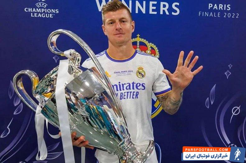 کروس ؛ روزنامهنگار کاتالان : بارسلونا به خاطر سمپر از لاماسیا کروس را جذب نکرد