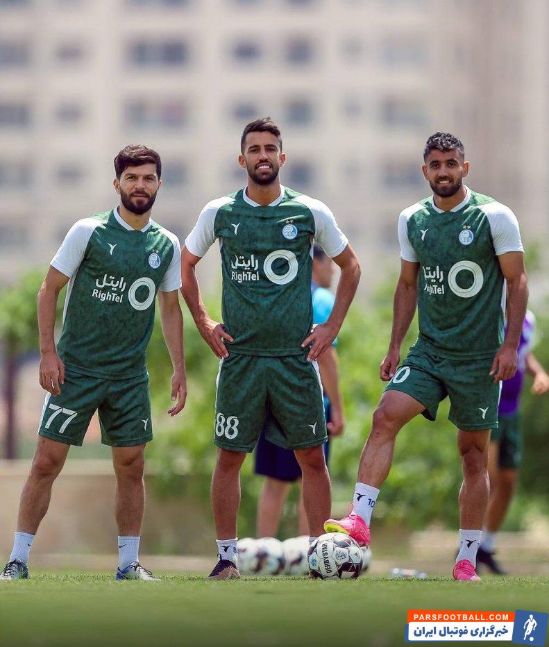 استقلال ؛ چشمی، زبیر نیک‌نفس و جلال‌الدین ماشاریپوف بازیکنان موثر استقلال در تمرین