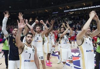 رئال مادرید ؛ حضور تیم دو تیم فوتبال و بسکتبال رئال مادرید در فینال لیگ قهرمانان اروپا