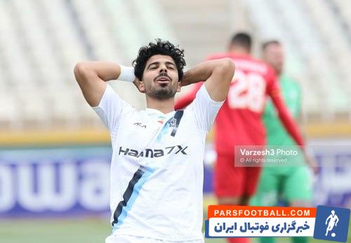 غلامرضا ؛ آشیل پای غلامرضا ثابت ایمانی بازیکن پیکان جراحی شد