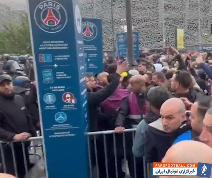 پاری سن ژرمن ؛ درگیری هواداران پاری سن ژرمن با پلیس 