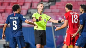 اورساتو ؛ دانیله اورساتو داور دیدار پاری سن ژرمن - دورتموند