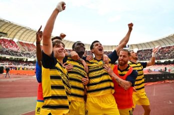 پارما صعودش را به رقابت های سری آ قطعی کرد