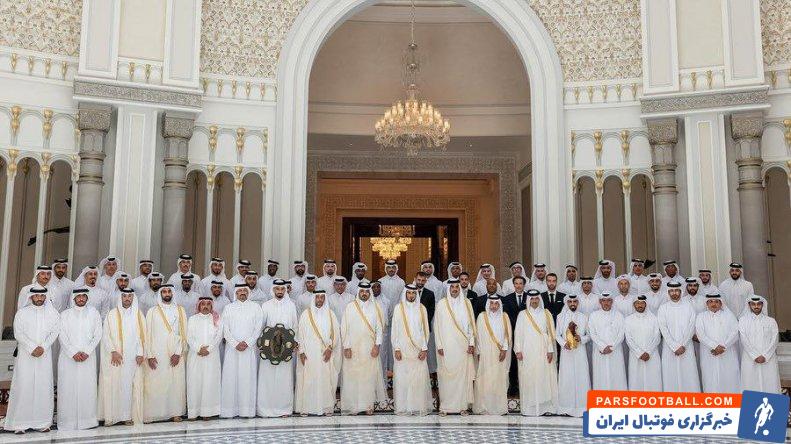 حزباوی ؛ حضور  محمدامین حزباوی در کاخ امیر قطر برای مراسم قهرمانی