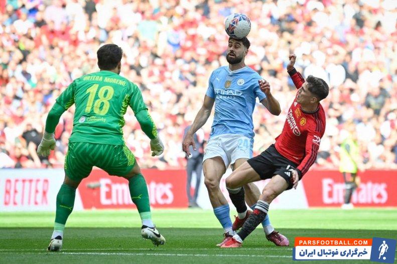 ‏اشتباه وحشتناک مدافع و دروازه‌بان منچسترسیتی باعث شد ‏الخاندرو گارناچو یونایتد را در فینال جام حذفی پیش بیندازد.