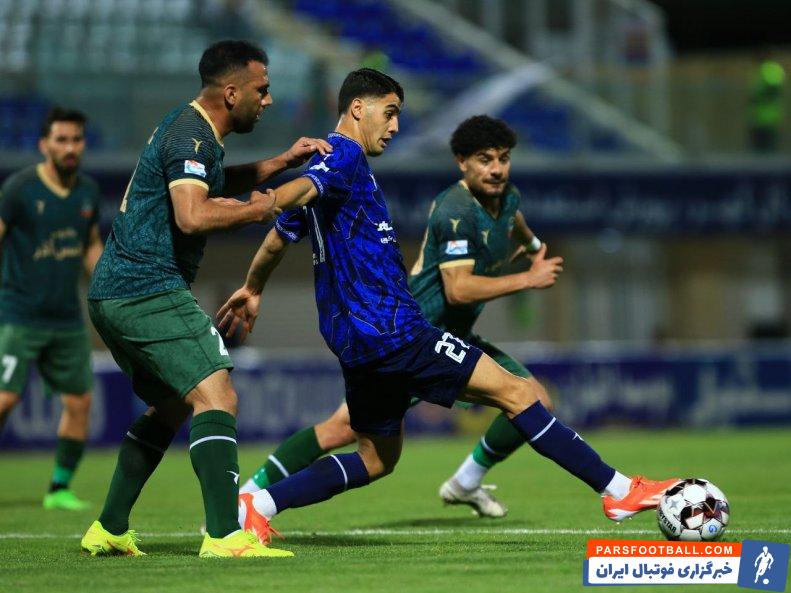 گل گهر ؛ فرصت سوزی سعید سحرخیزان مهاجم گل گهر برابر شمس آذر 