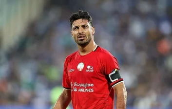 شجاع خلیلزاده : لب من هشت بخیه خورد و دندانم شکست