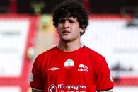 صفا هادی در دیدار مقابل مس رفسنجان با شکستگی بینی رو به رو شد