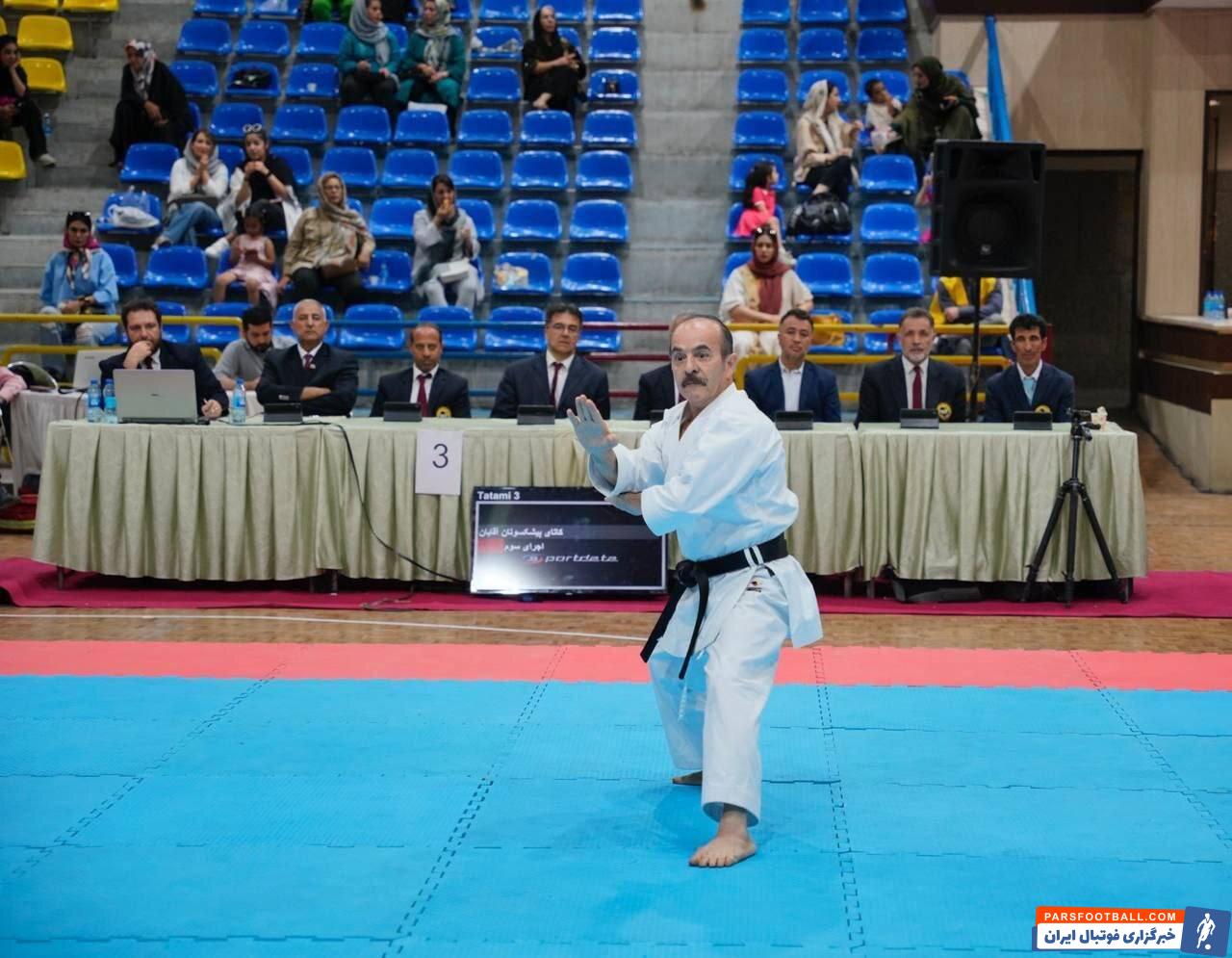 عکس| هنرمندان در مراسم تقدیر از اسطوره ورزش