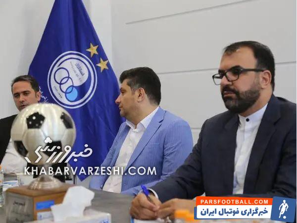 استقلال بدون نکونام هم دوم می‌شد!/ به جواد مهاجم بدهید مدافع تحویل‌تان می‌دهد/ آقای سمیعی نمی‌توانید به مدیر پاکدست استقلال انگ بچسبانید