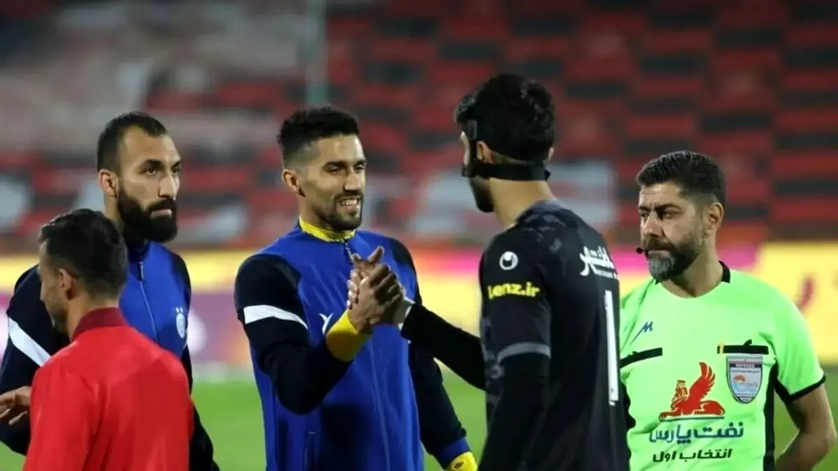 حمید درخشان : به امیررضا رفیعی فرصت دهند می تواند بهتر از بیرانوند باشد