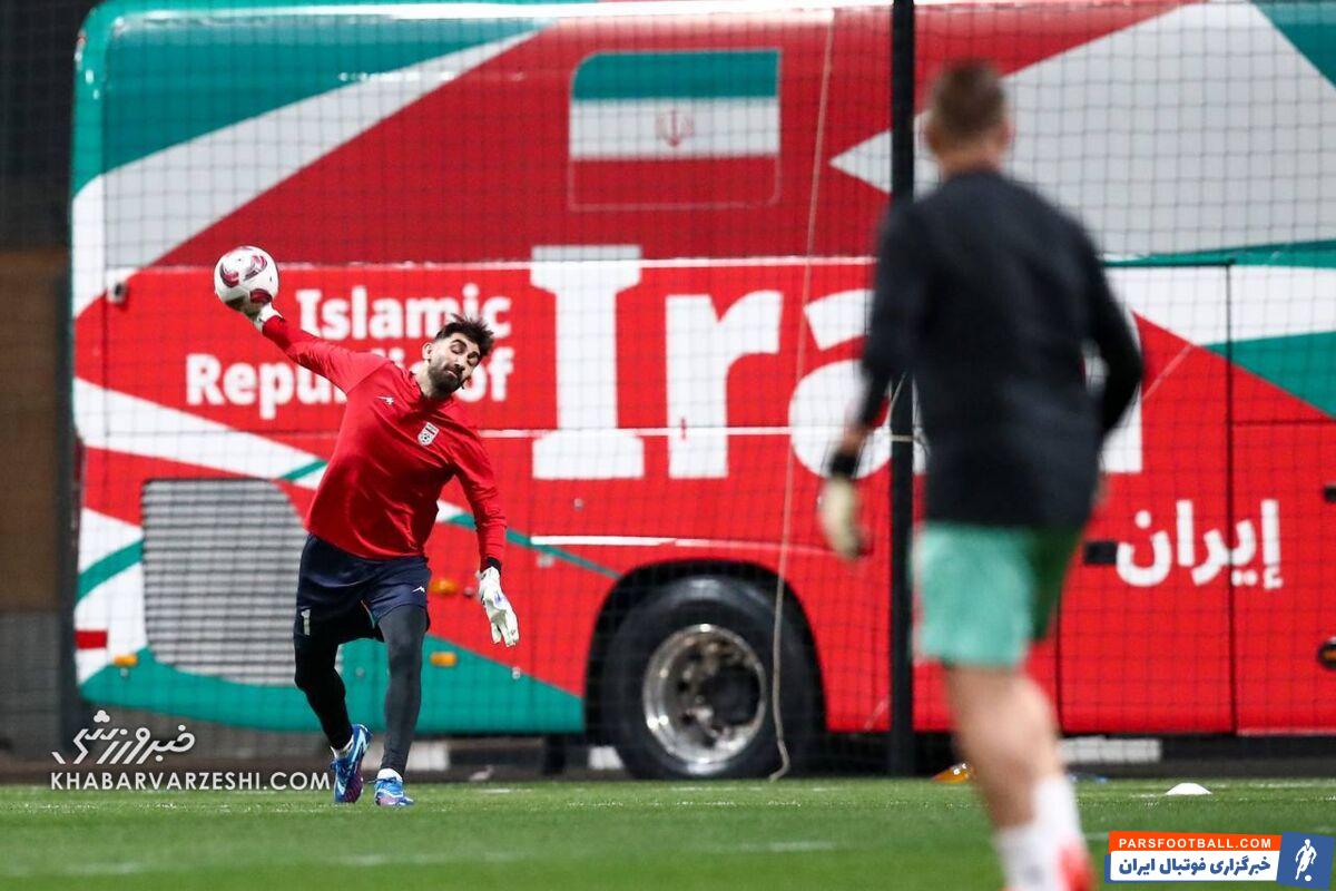 آقای بیرانوند خجالت بکش! همه را عاصی کردی/ وقتی روی قایق تفریحی ژست می‌گیری مردم نان ندارند بخورند/ مرام و افتادگی را از بازیکن خارجی یاد بگیر