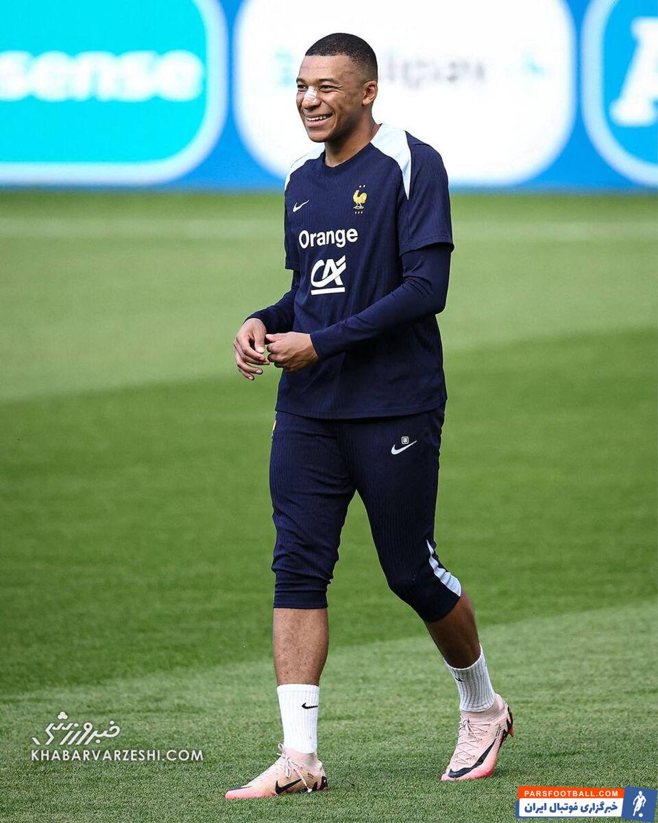 عکس| ظاهر جدید امباپه بعد از شکستن بینی