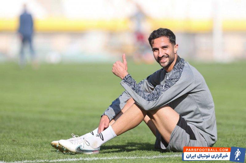 محمدی ؛ حضور هادی محمدی در تمرین سپاهان با وجود محرومیت از حضور در فینال