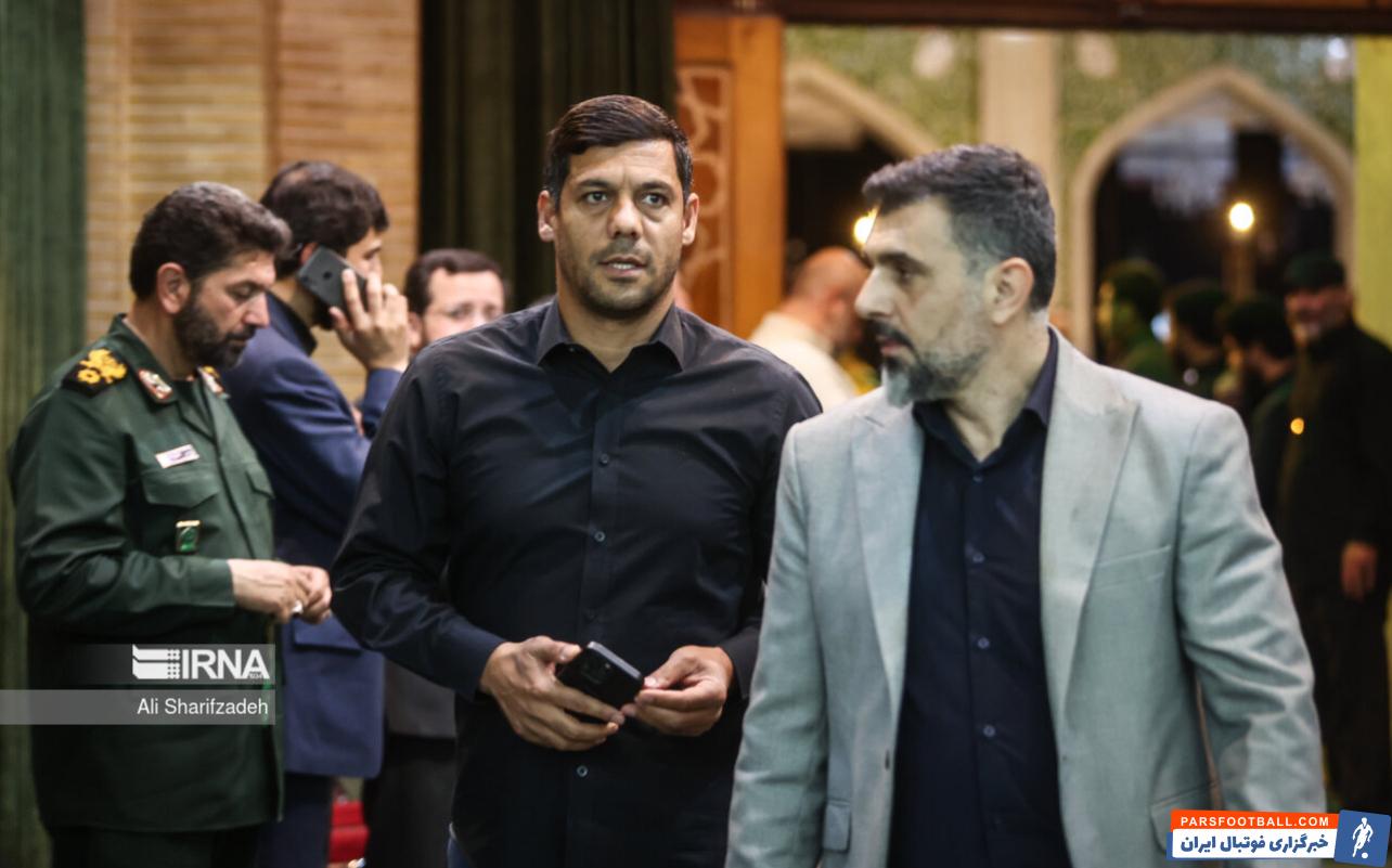 چهره‌های استقلالی و پرسپولیسی در مراسم شهید خدمت