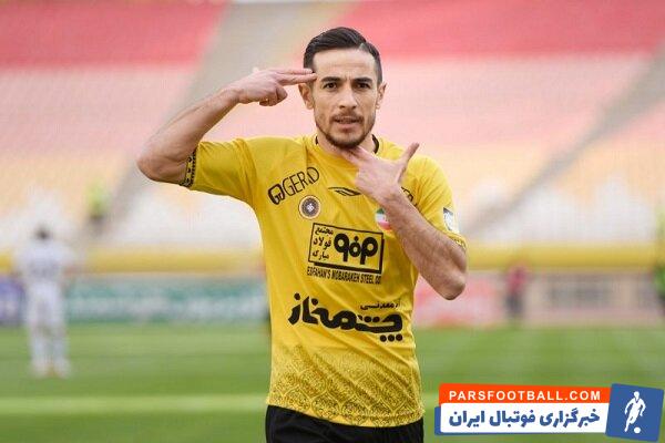 فرشاد احمدزاده راهی پرسپولیس نخواهد شد