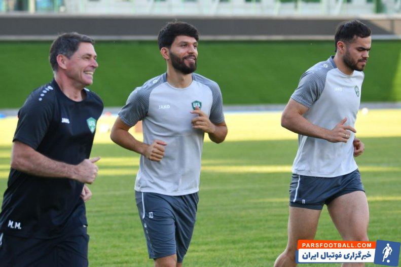 اورونوف ؛ اوستون اورونوف و جلال الدین ماشاریپوف با انگیزه در تمرین ازبکستان