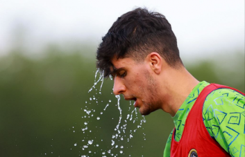 یوسفی ؛ آریا یوسفی با انگیزه بالا در تمرین سپاهان پیش از فینال حذفی