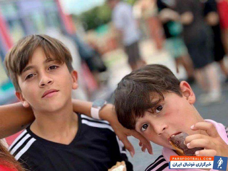 مسی ؛ حضور پسران مسی در آمریکا برای دیدن دنیای جادویی هری پاتر