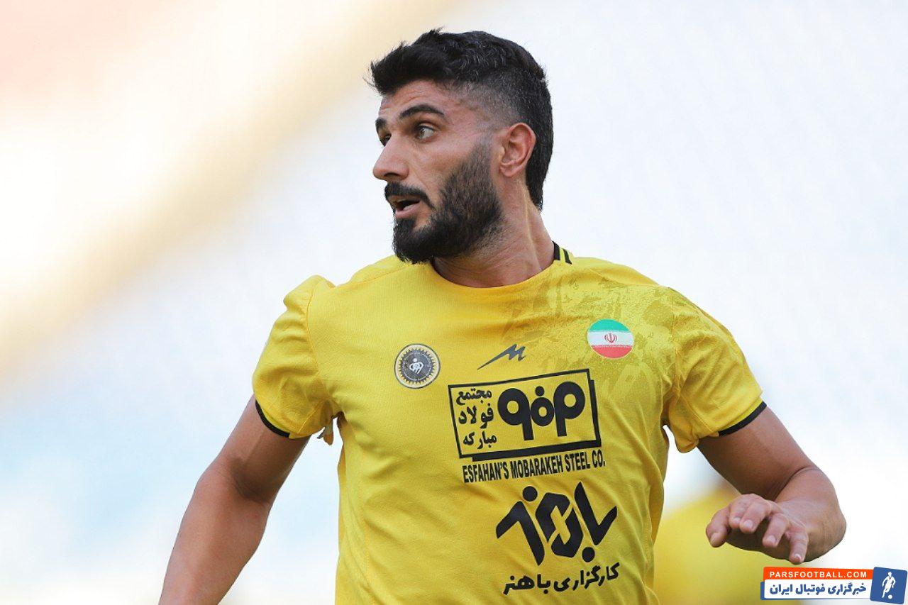 میلاد زکی پور توافقی با استقلال انجام نداده است