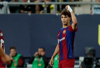 فلیک ؛ درخواست هانسی فلیک از سران بارسلونا برای حفظ ژوائو فلیکس