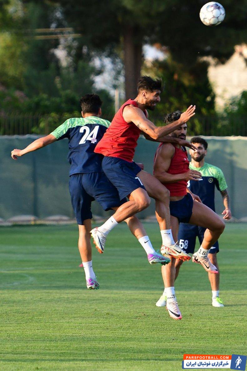 سپاهان ؛ برگزاری تمرین تیم سپاهان با نفرات کامل 