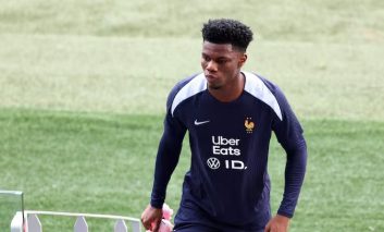 شوامنی ؛ احتمال بالای غیبت شوامنی در یورو به خاطر مصدومیت مچ پا