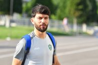 اورونوف ؛ اوستون اورونوف و جلال الدین ماشاریپوف با انگیزه در تمرین ازبکستان